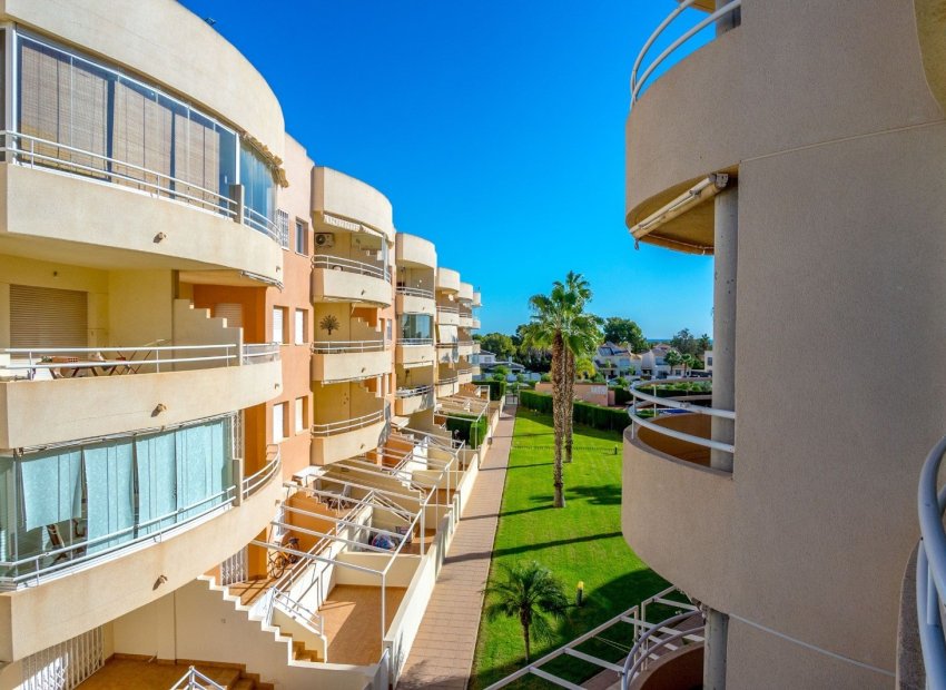 Resale - Apartment / flat - Orihuela Costa - Dehesa de campoamor