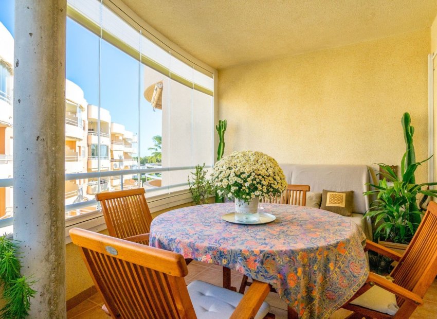 Resale - Apartment / flat - Orihuela Costa - Dehesa de campoamor