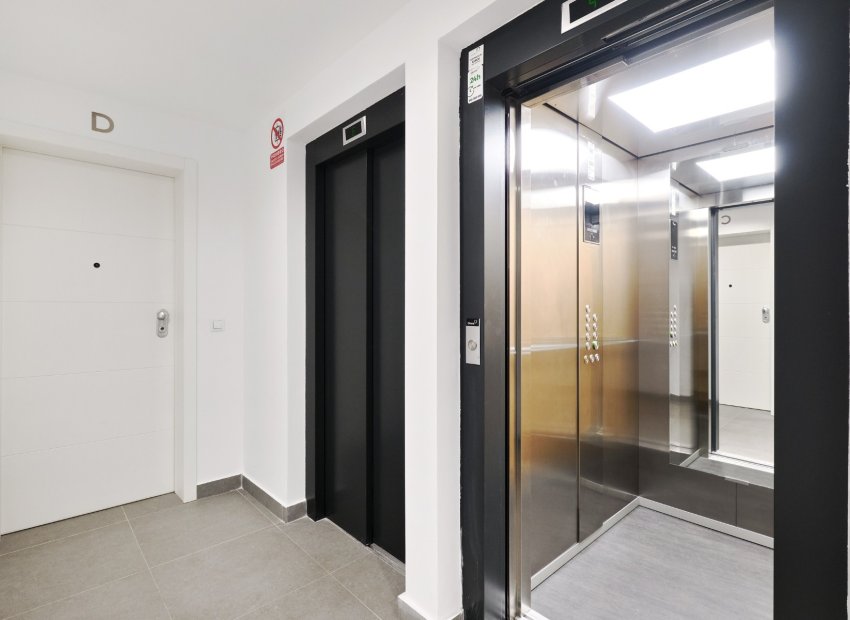 Resale - Apartment / flat - Orihuela Costa - Dehesa de campoamor