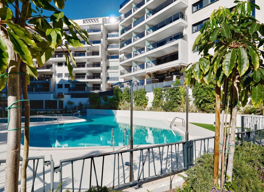 Resale - Apartment / flat - Orihuela Costa - Dehesa de campoamor