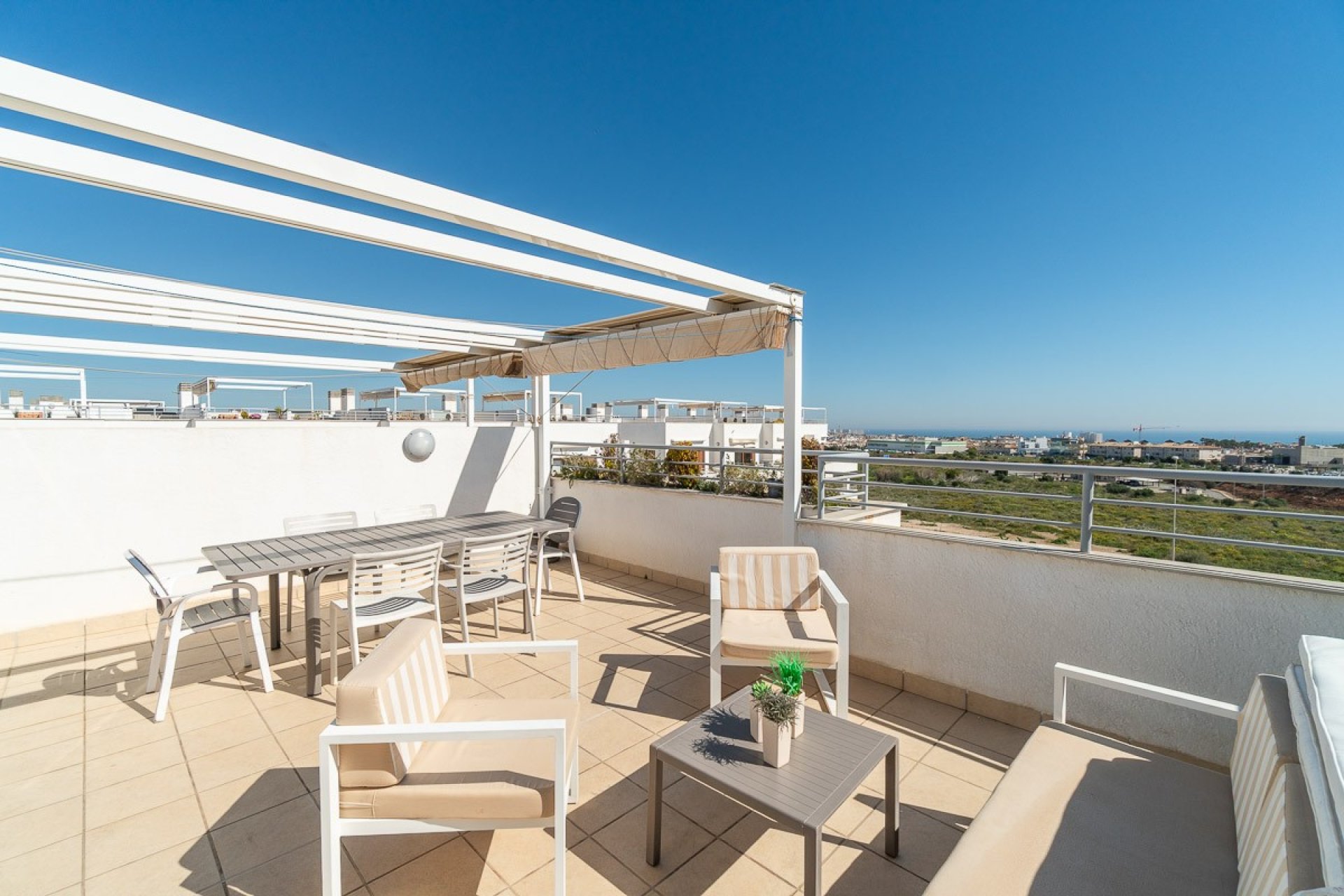 Resale - Apartment / flat - Orihuela Costa - Dehesa de campoamor