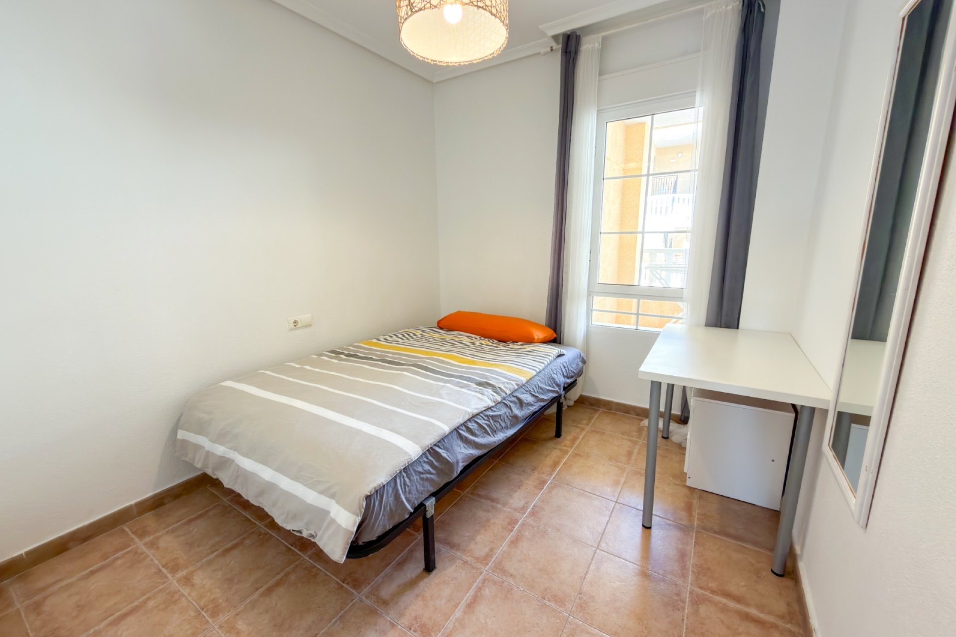 Resale - Apartment / flat - Orihuela Costa - La Florida