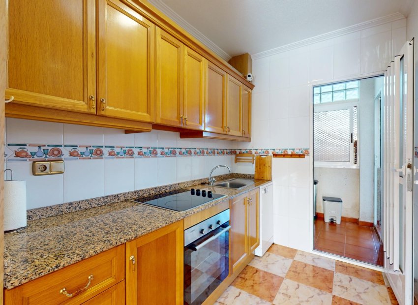 Resale - Apartment / flat - Orihuela Costa - La Regia