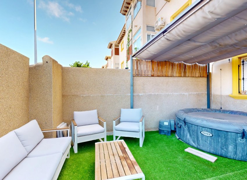 Resale - Apartment / flat - Orihuela Costa - La Regia