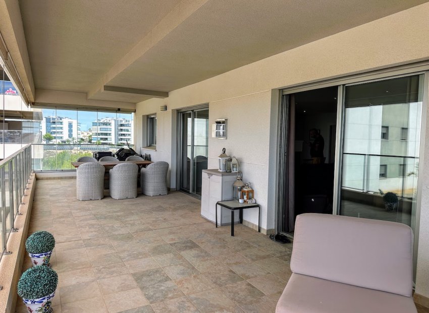 Resale - Apartment / flat - Orihuela Costa - La Zenia