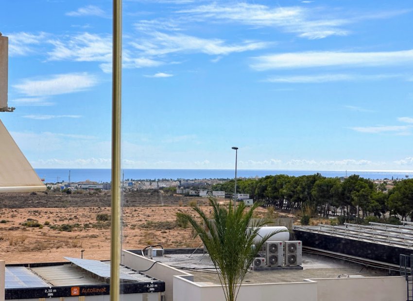 Resale - Apartment / flat - Orihuela Costa - La Zenia