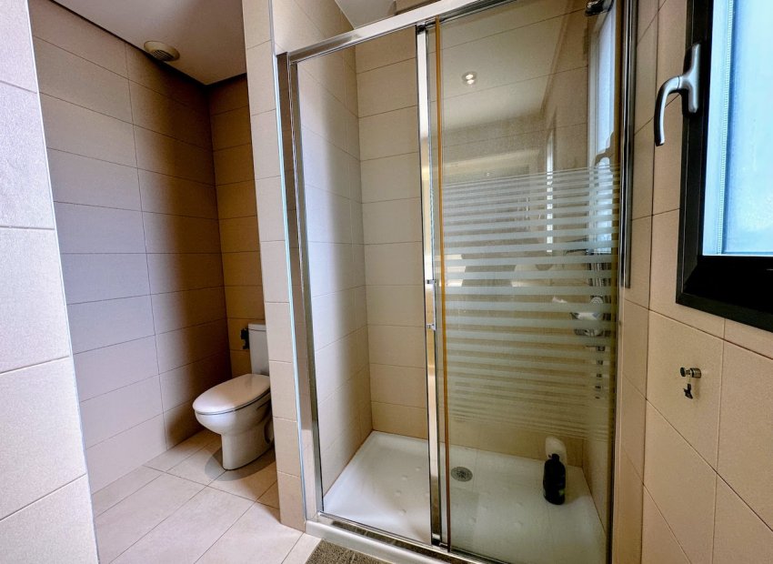 Resale - Apartment / flat - Orihuela Costa - La Zenia