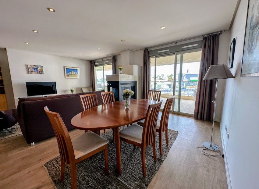 Resale - Apartment / flat - Orihuela Costa - La Zenia