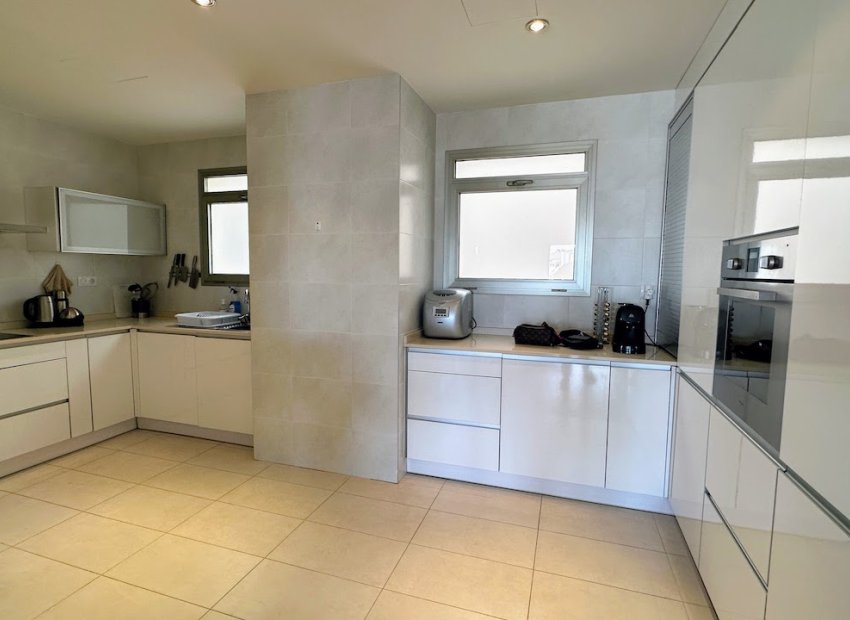 Resale - Apartment / flat - Orihuela Costa - La Zenia