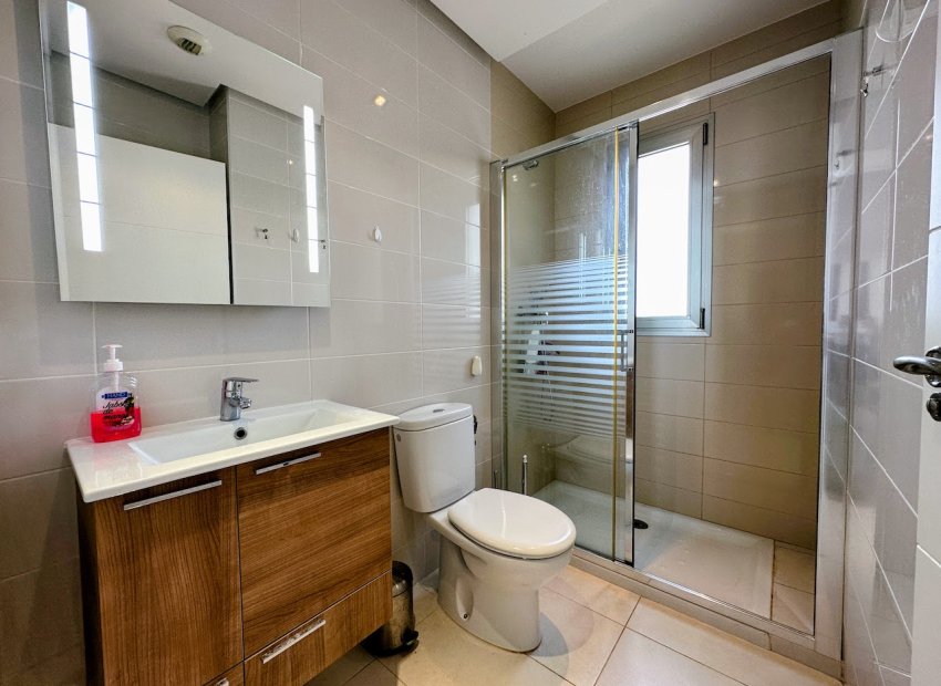 Resale - Apartment / flat - Orihuela Costa - La Zenia