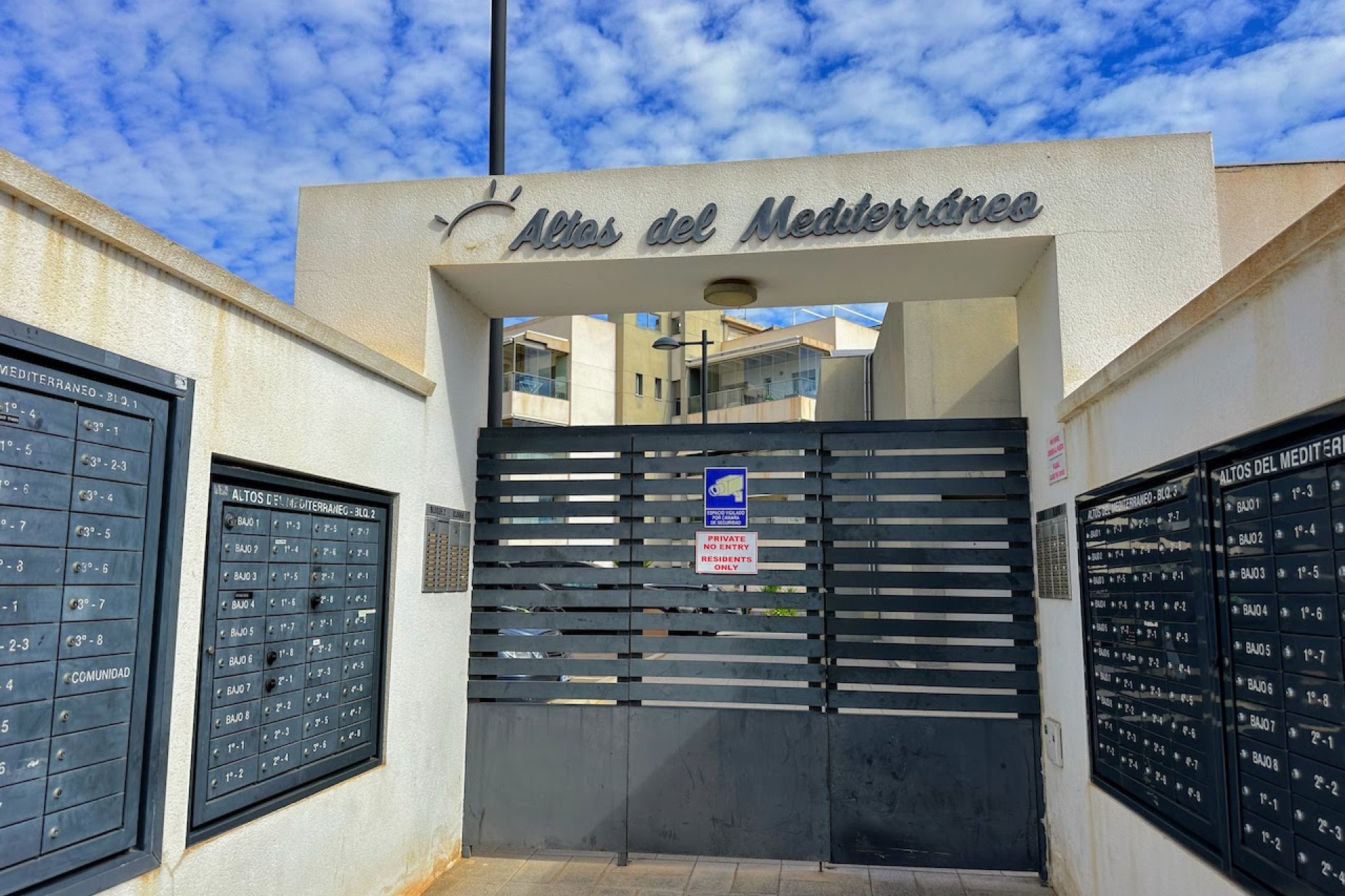 Resale - Apartment / flat - Orihuela Costa - La Zenia