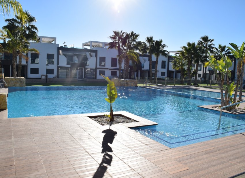 Resale - Apartment / flat - Orihuela Costa - La Zenia