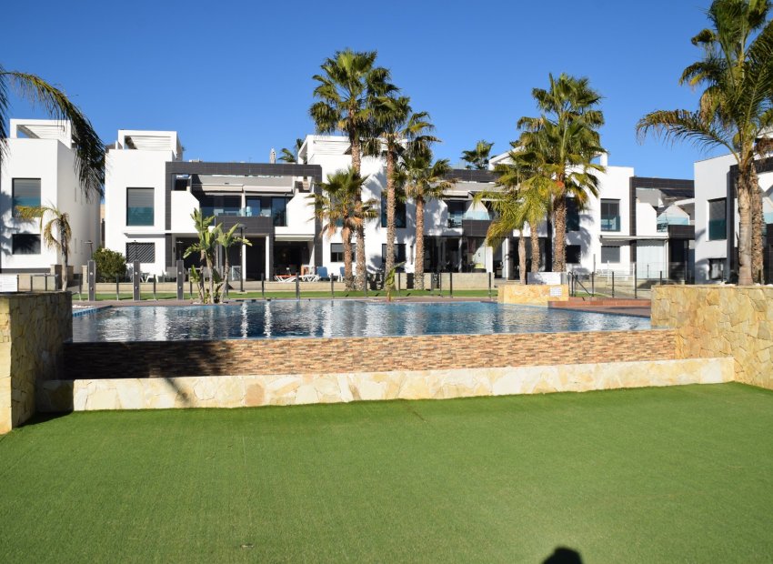 Resale - Apartment / flat - Orihuela Costa - La Zenia