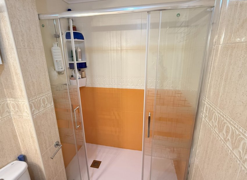 Resale - Apartment / flat - Orihuela Costa - La Zenia