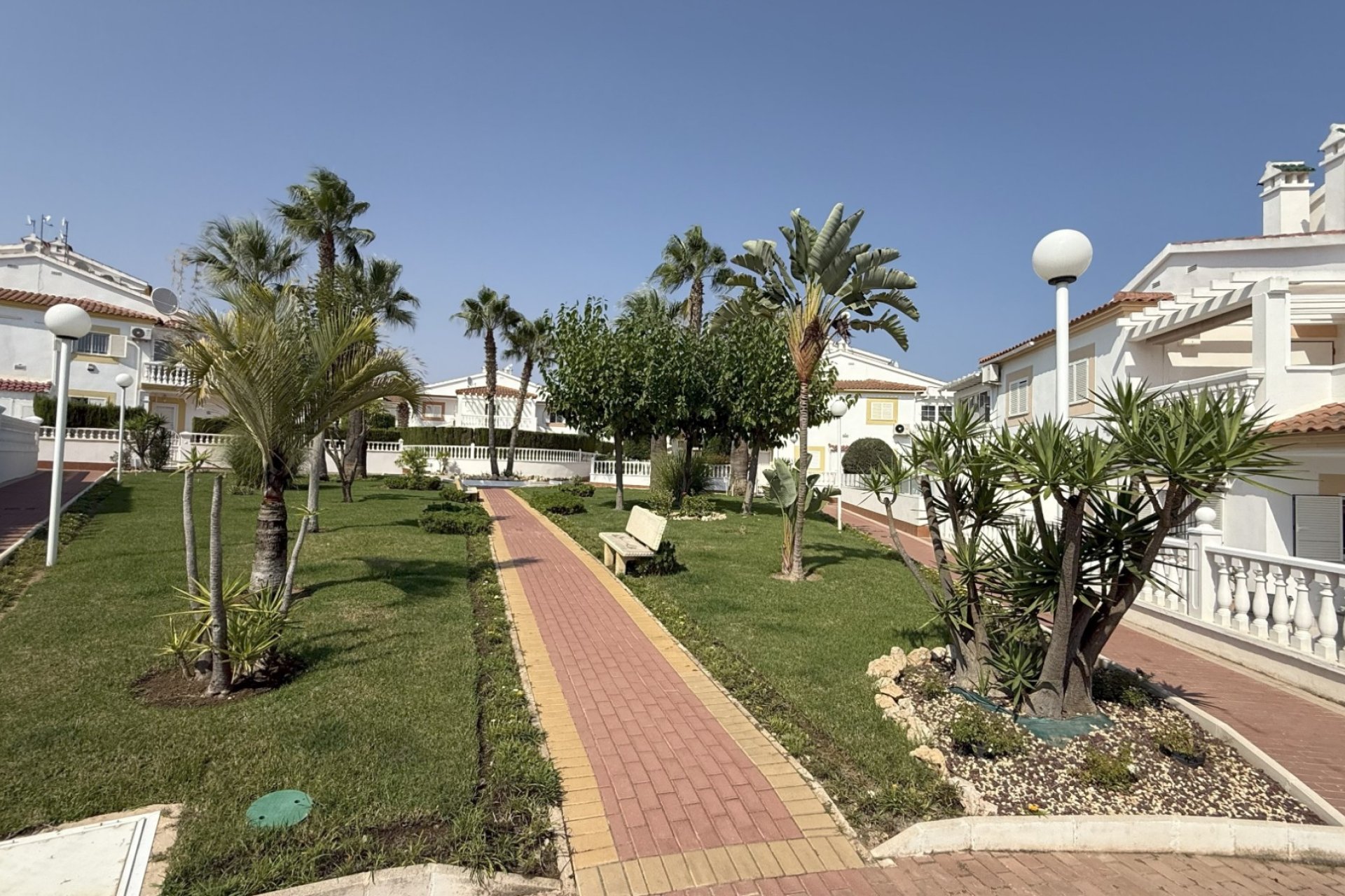 Resale - Apartment / flat - Orihuela Costa - La Zenia