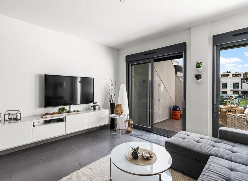 Resale - Apartment / flat - Orihuela Costa - La Zenia