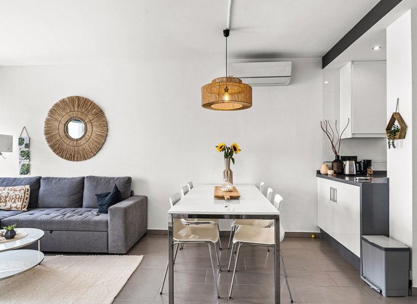 Resale - Apartment / flat - Orihuela Costa - La Zenia