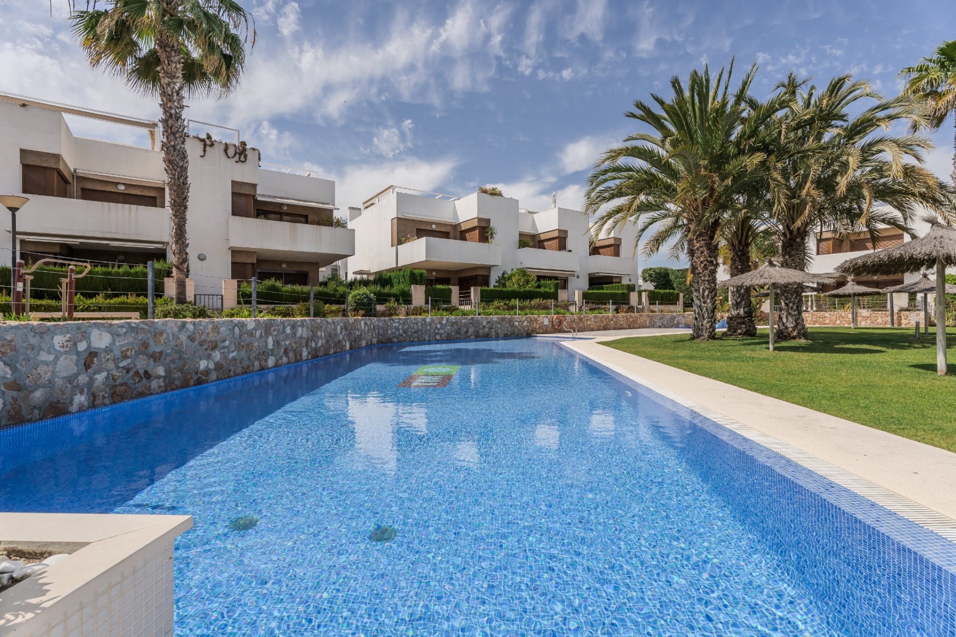 Resale - Apartment / flat - Orihuela Costa - La Zenia