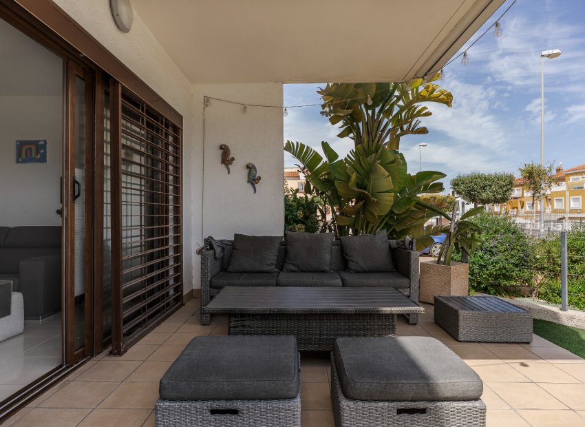 Resale - Apartment / flat - Orihuela Costa - La Zenia