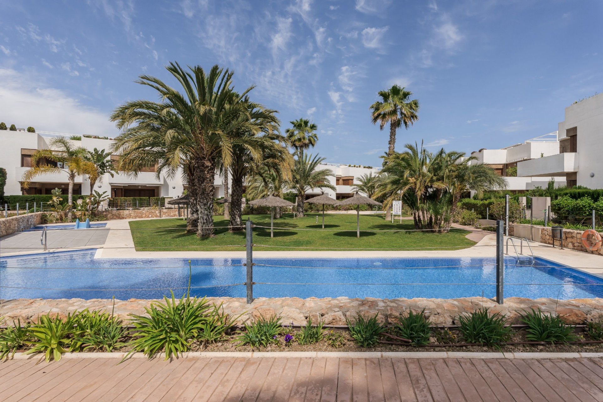 Resale - Apartment / flat - Orihuela Costa - La Zenia