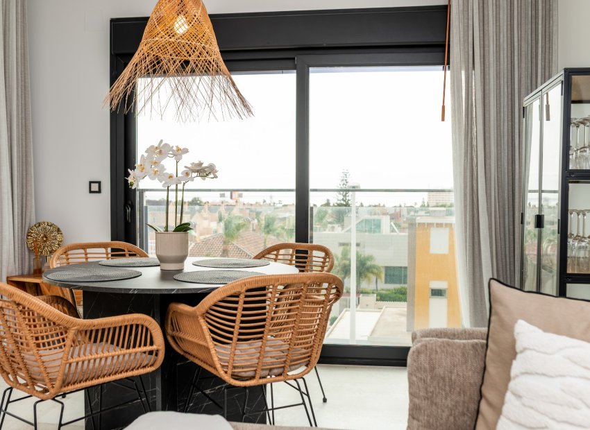 Resale - Apartment / flat - Orihuela Costa - La Zenia