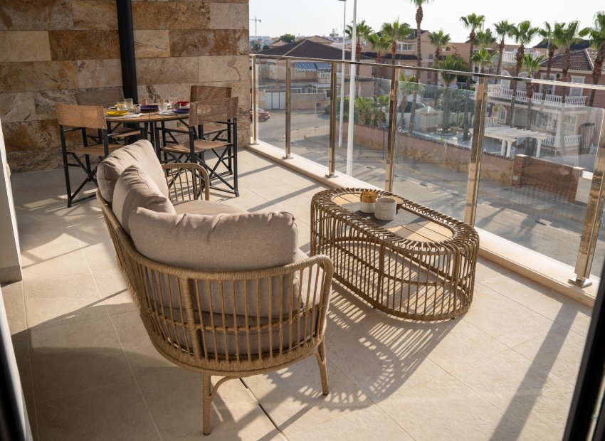 Resale - Apartment / flat - Orihuela Costa - La Zenia