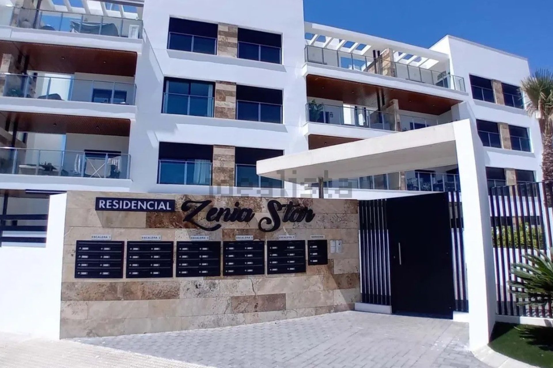 Resale - Apartment / flat - Orihuela Costa - La Zenia