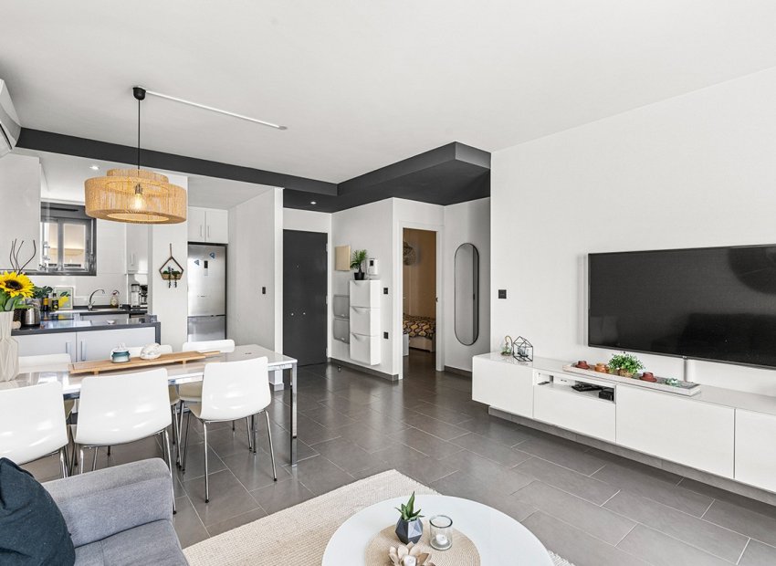 Resale - Apartment / flat - Orihuela Costa - La Zenia