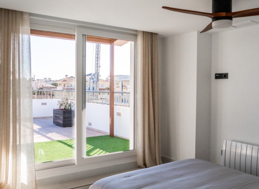 Resale - Apartment / flat - Orihuela Costa - La Zenia