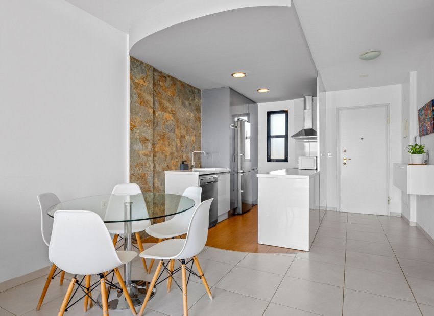 Resale - Apartment / flat - Orihuela Costa - La Zenia