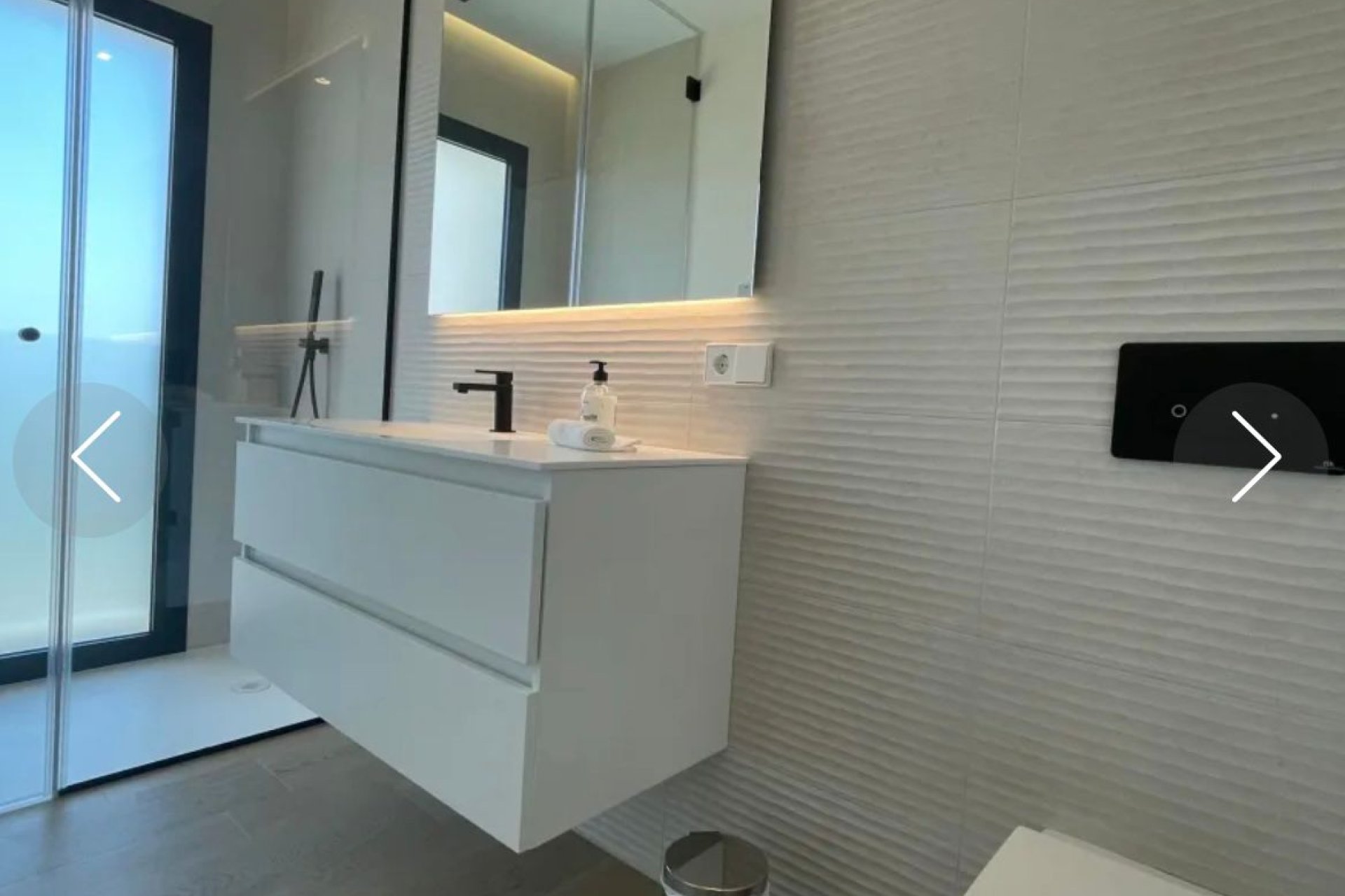 Resale - Apartment / flat - Orihuela Costa - Las Colinas golf