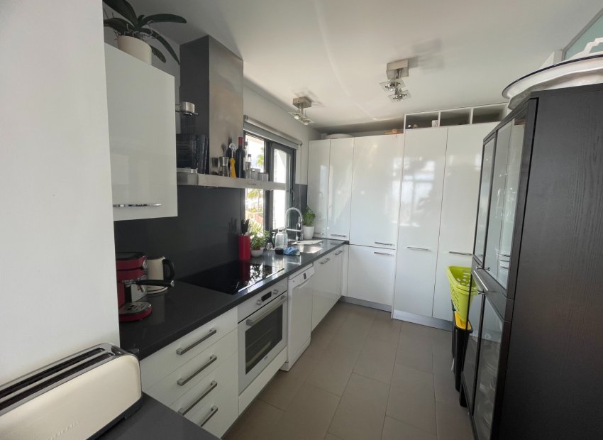 Resale - Apartment / flat - Orihuela Costa - Las Ramblas