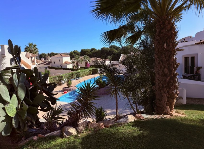 Resale - Apartment / flat - Orihuela Costa - Las Ramblas