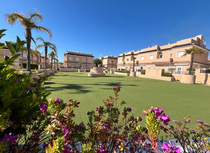 Resale - Apartment / flat - Orihuela Costa - Lomas De Cabo Roig