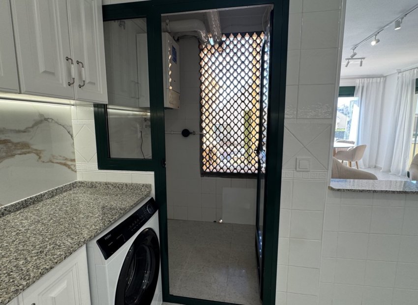 Resale - Apartment / flat - Orihuela Costa - Lomas de Campoamor