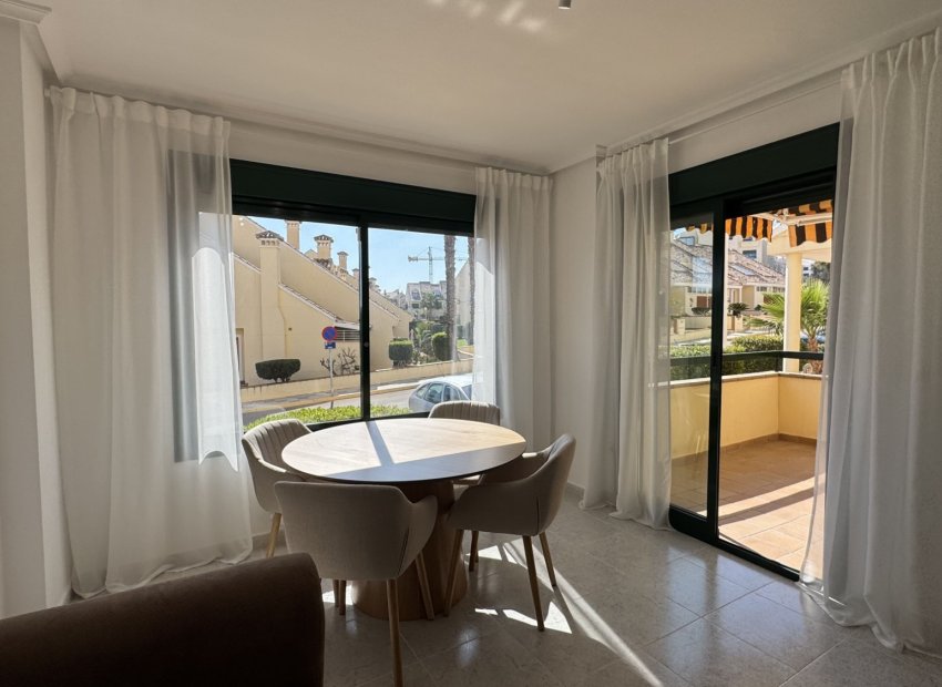 Resale - Apartment / flat - Orihuela Costa - Lomas de Campoamor