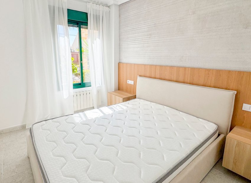 Resale - Apartment / flat - Orihuela Costa - Lomas de Campoamor