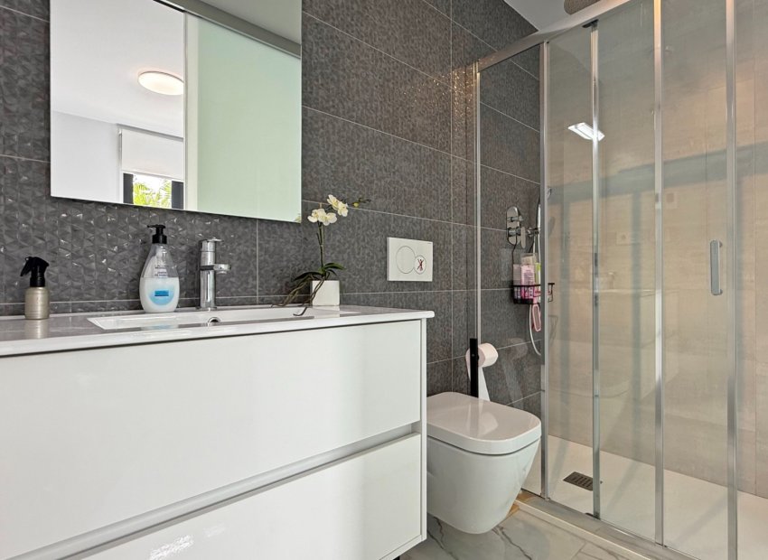 Resale - Apartment / flat - Orihuela Costa - Los Altos