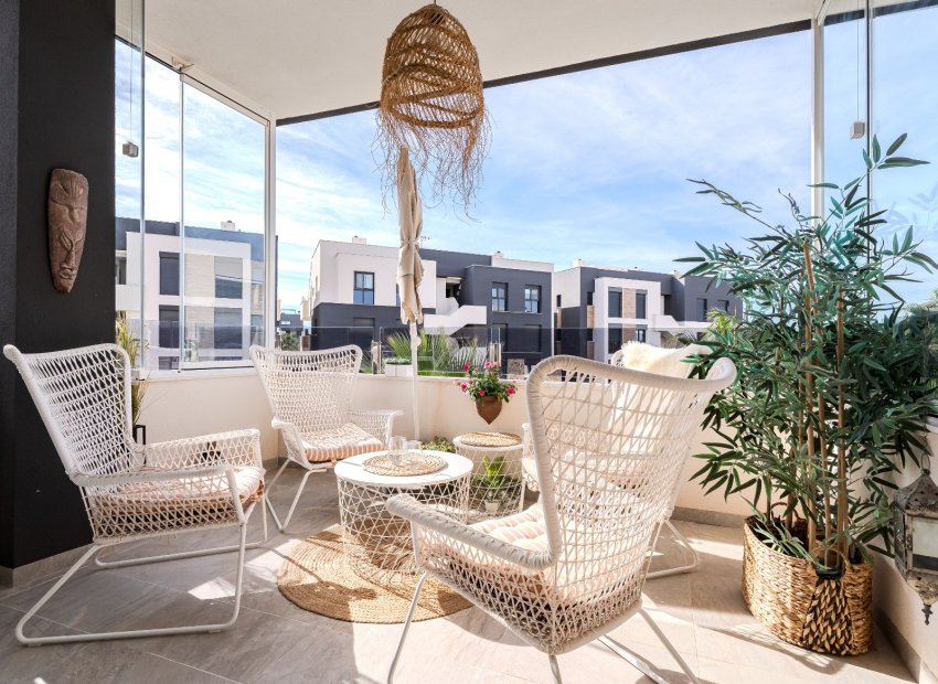 Resale - Apartment / flat - Orihuela Costa - Los Altos