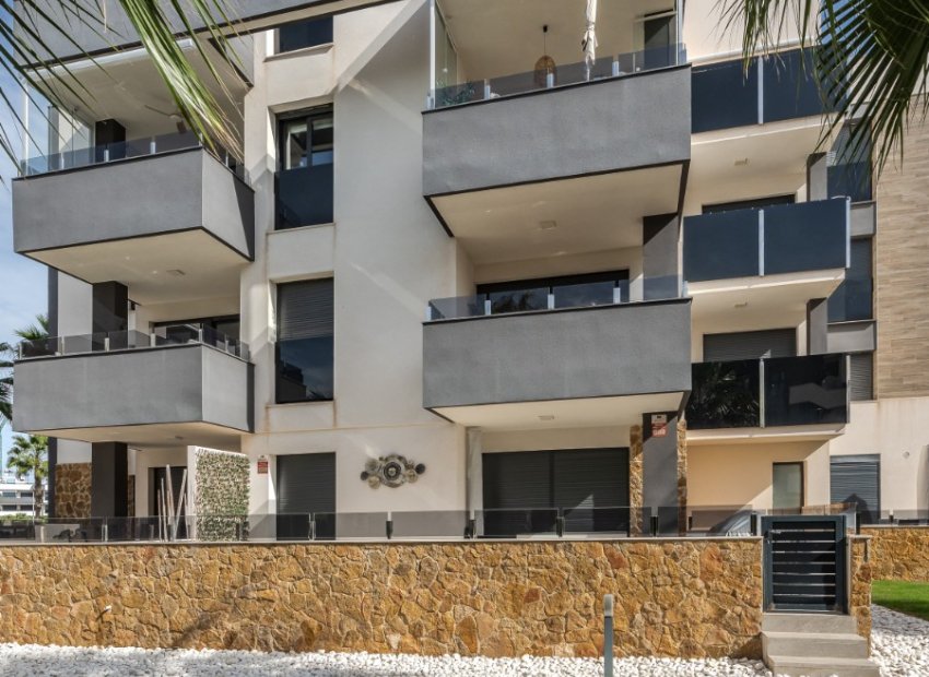 Resale - Apartment / flat - Orihuela Costa - Los Altos