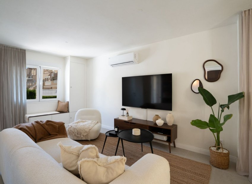 Resale - Apartment / flat - Orihuela Costa - Los Altos
