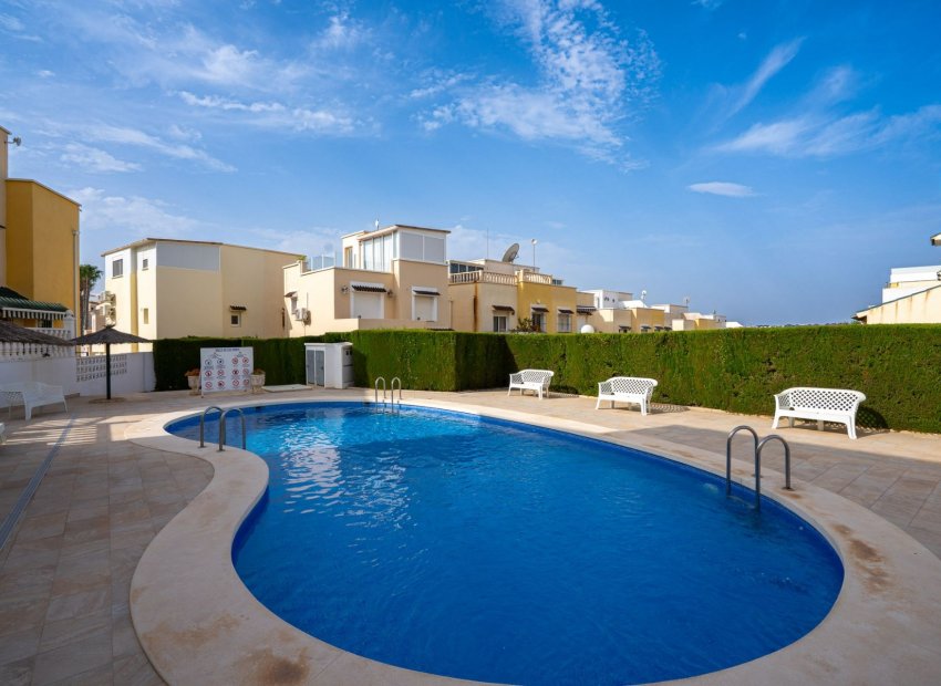 Resale - Apartment / flat - Orihuela Costa - Los Altos