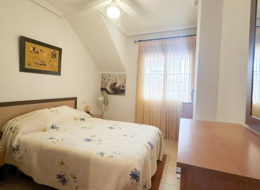 Resale - Apartment / flat - Orihuela Costa - Los Altos