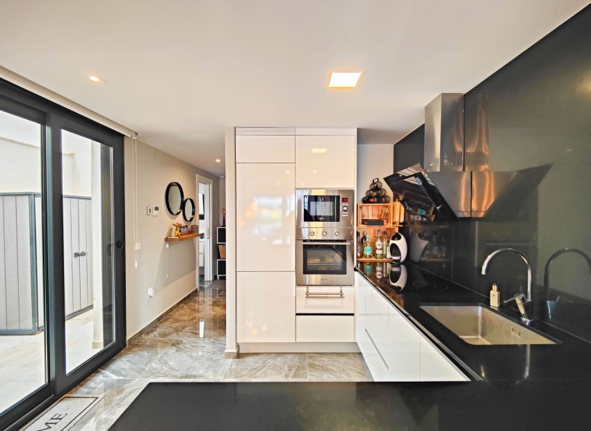 Resale - Apartment / flat - Orihuela Costa - Los Altos