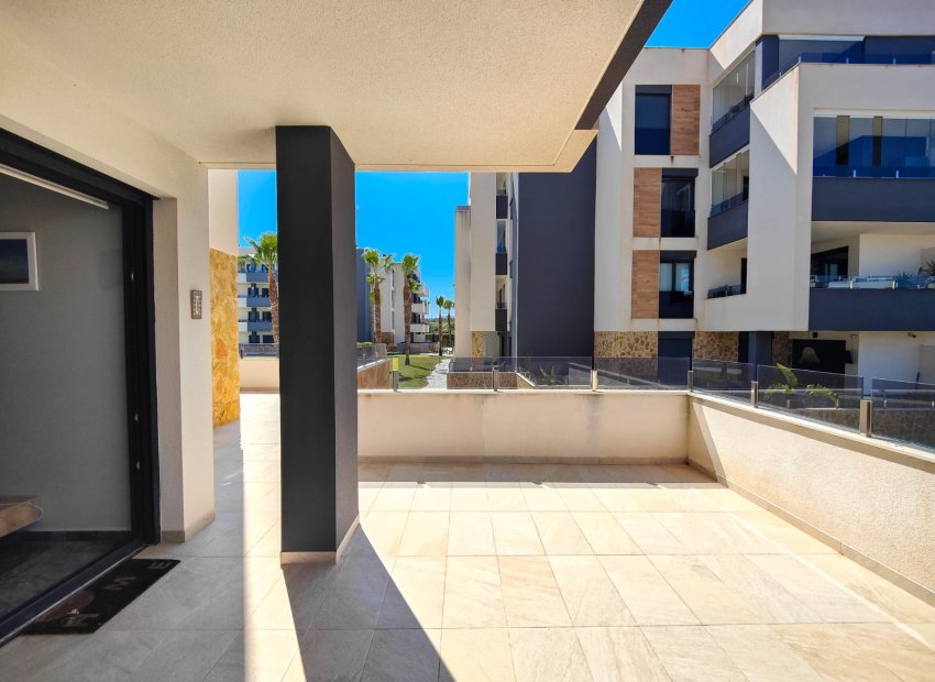 Resale - Apartment / flat - Orihuela Costa - Los Altos
