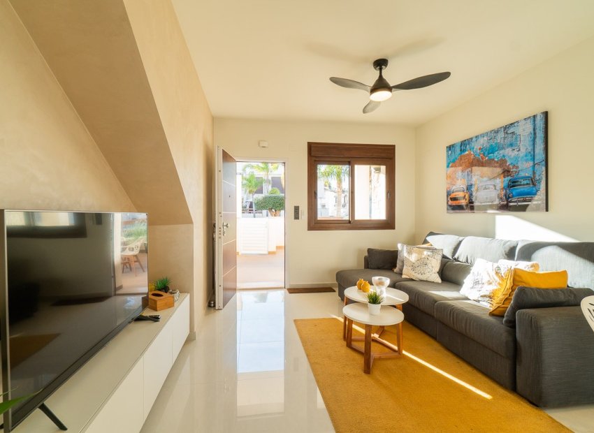 Resale - Apartment / flat - Orihuela Costa - Los Balcones