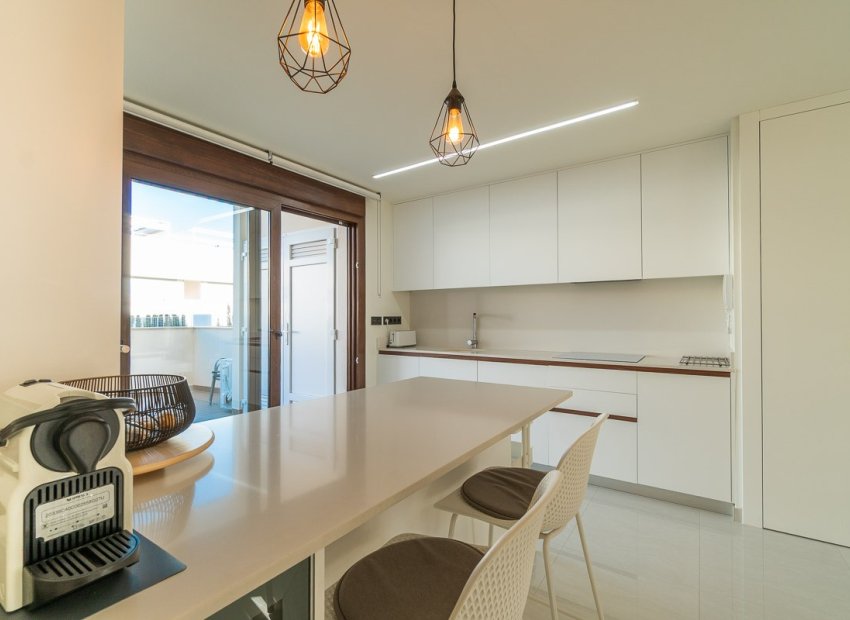 Resale - Apartment / flat - Orihuela Costa - Los Balcones