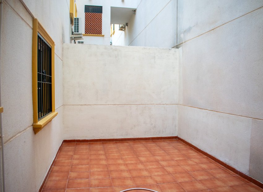 Resale - Apartment / flat - Orihuela Costa - Los Dolses