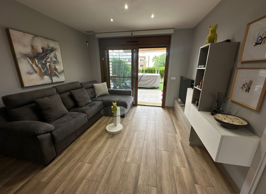 Resale - Apartment / flat - Orihuela Costa - Los Dolses