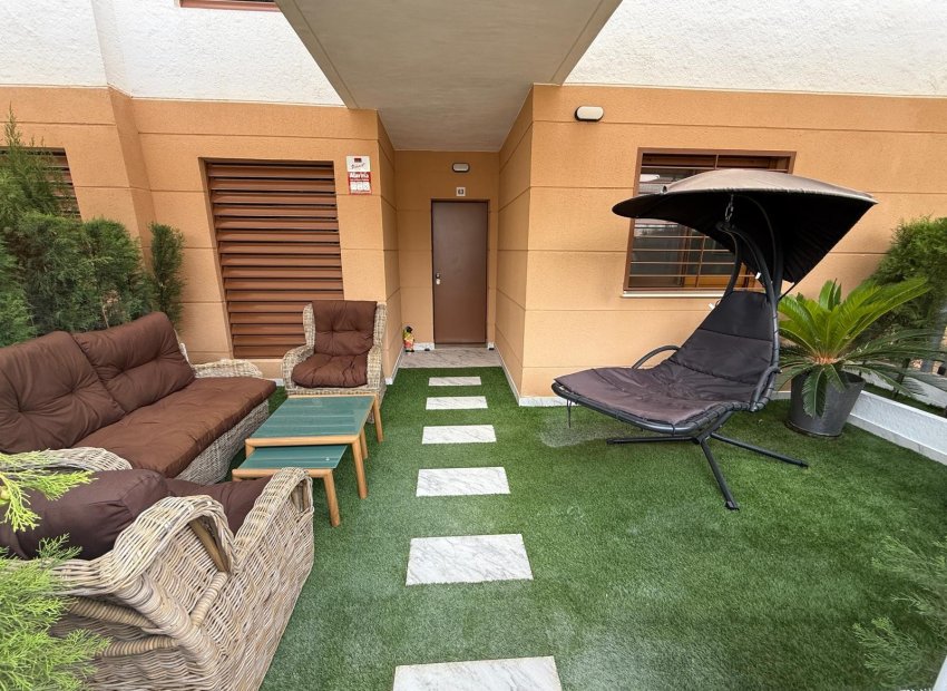 Resale - Apartment / flat - Orihuela Costa - Los Dolses